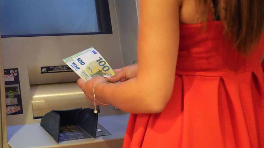 Hacer una reclamación a un banco